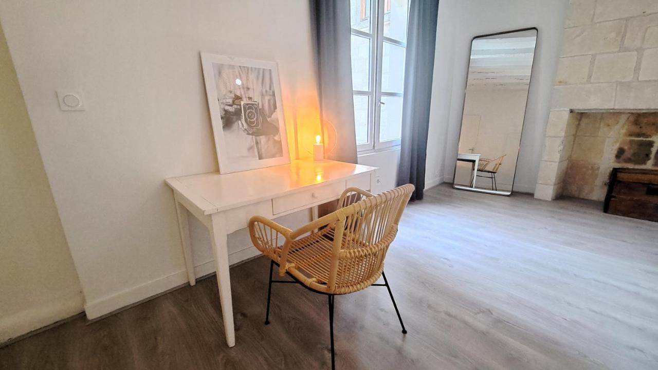Appartement Centre Vieux Tours Dans Immeuble Historique 3P Экстерьер фото